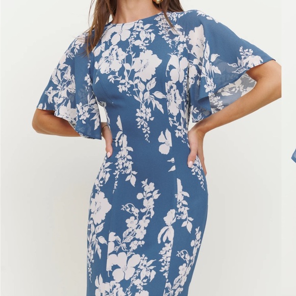 Reformation Carletta Dress - Sold out online - Picture 3 of 7